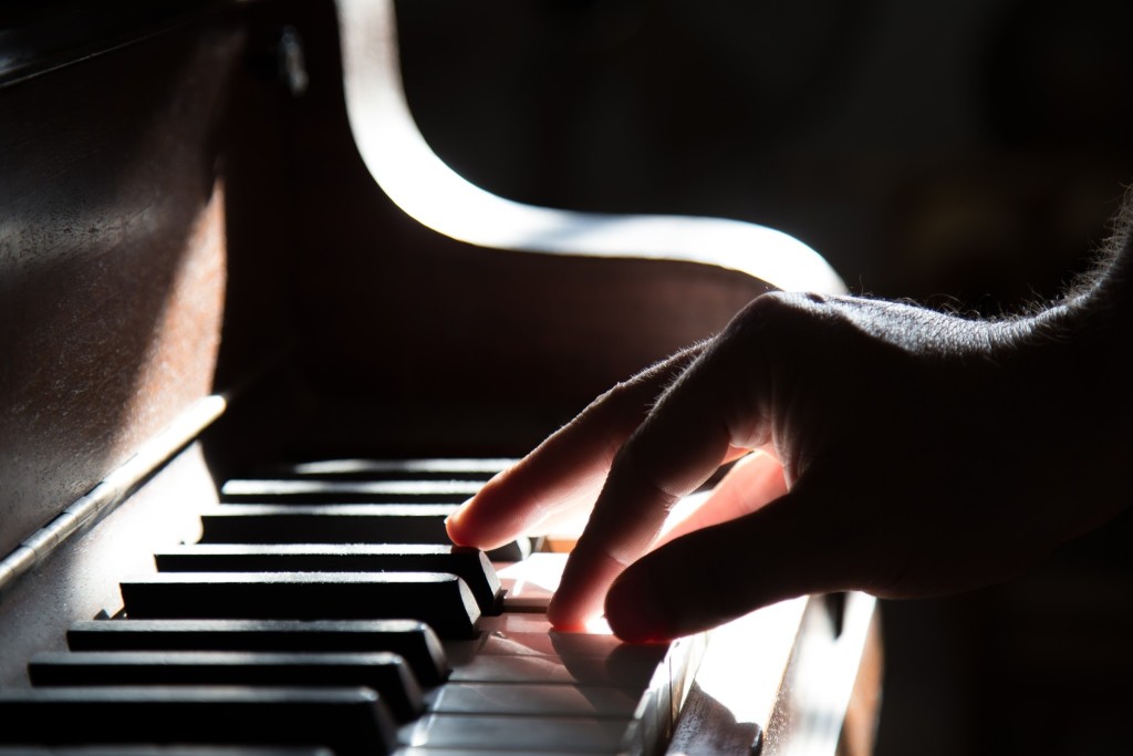 Best Ways To Learn To Play The Piano